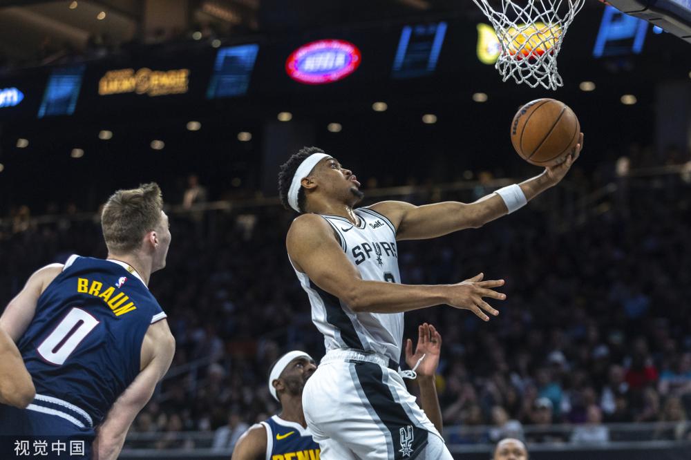 攻防两端的 攻防两端的